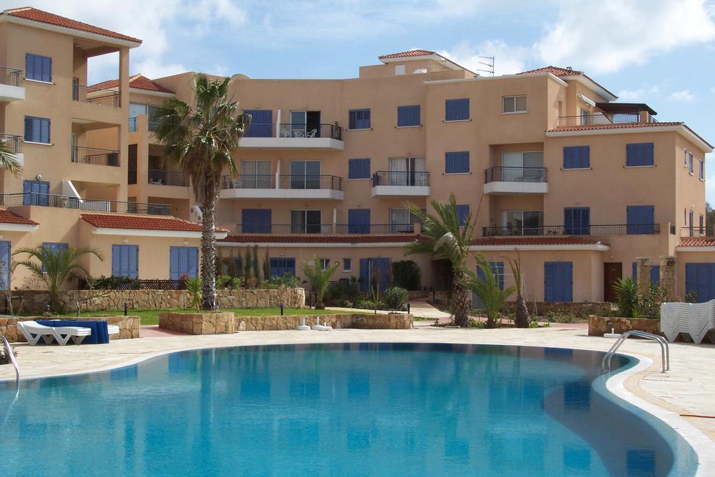 King'S Palace Apartment Paphos 外观 照片