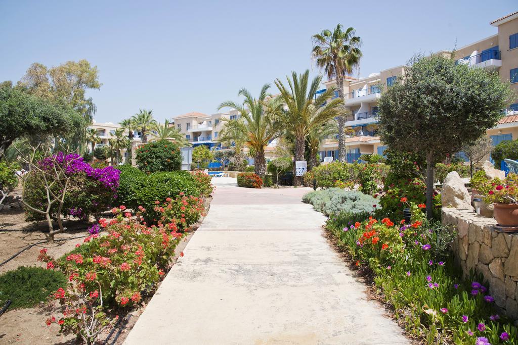 King'S Palace Apartment Paphos 外观 照片