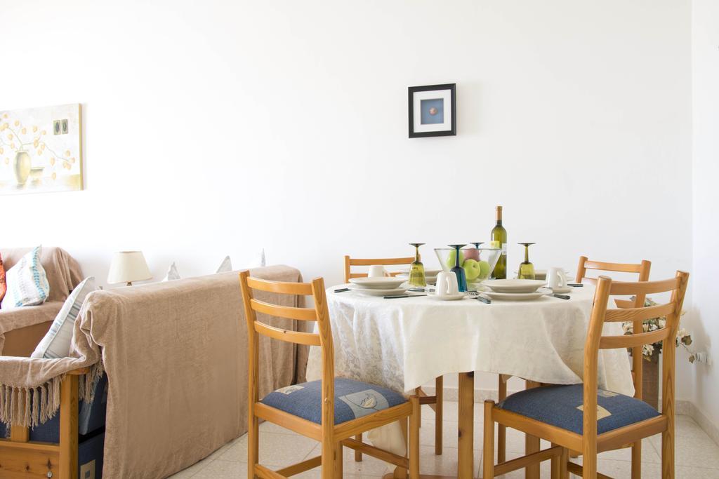 King'S Palace Apartment Paphos 外观 照片